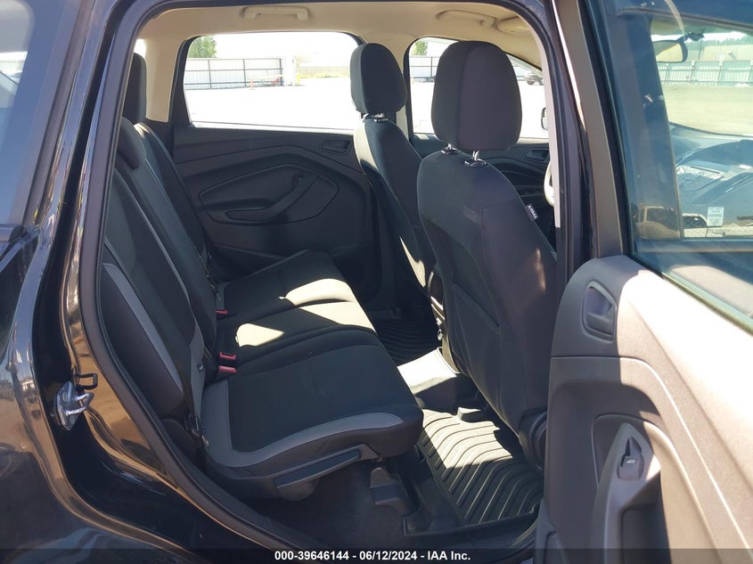 2014 Ford Escape S VIN: 1FMCU0F74EUB99961 Lot: 39646144