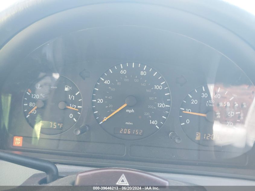 2001 Mercedes-Benz Ml 320 VIN: 4JGAB54E51A279597 Lot: 39646213