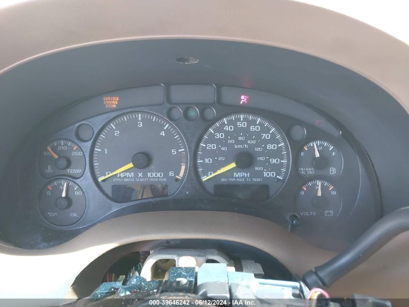 1998 Chevrolet Blazer Lt VIN: 1GNCS13WXW2186552 Lot: 39646242