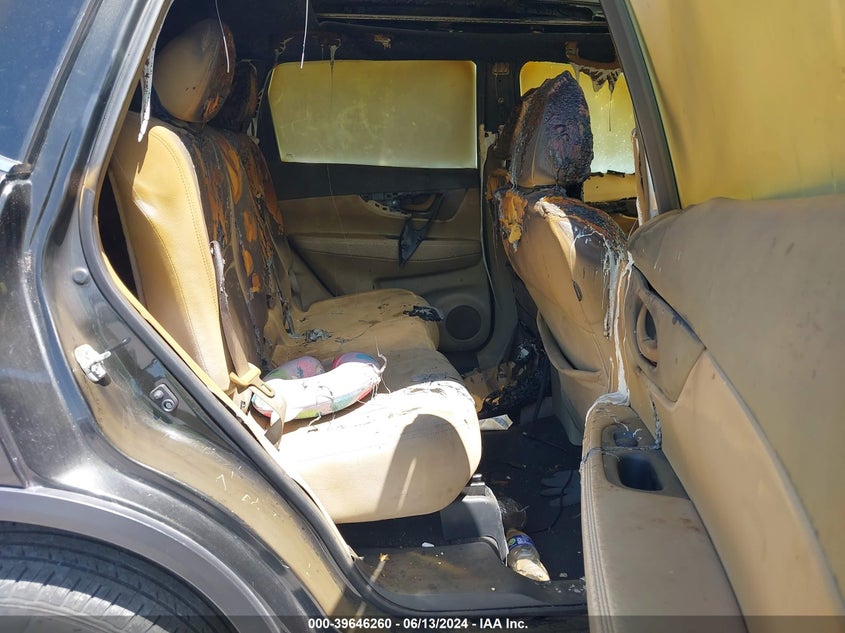 2016 Nissan Rogue Sv VIN: 5N1AT2MV7GC773937 Lot: 39646260