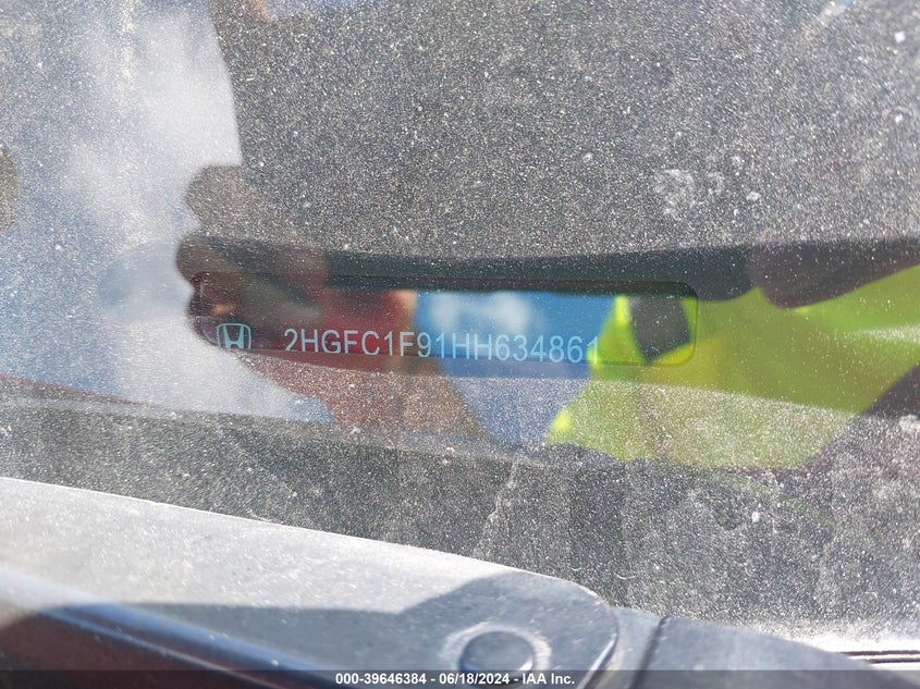 VIN 2HGFC1F91HH634861 2017 HONDA CIVIC TOURING