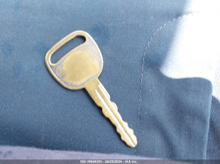 2002 Chevrolet Silverado 1500 Ls VIN: 2GCEC19V521425979 Lot: 39646393