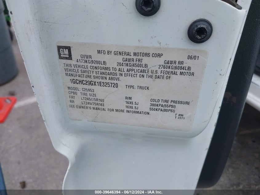 2001 Chevrolet Silverado 2500Hd VIN: 1GCHC29GX1E325720 Lot: 39646394