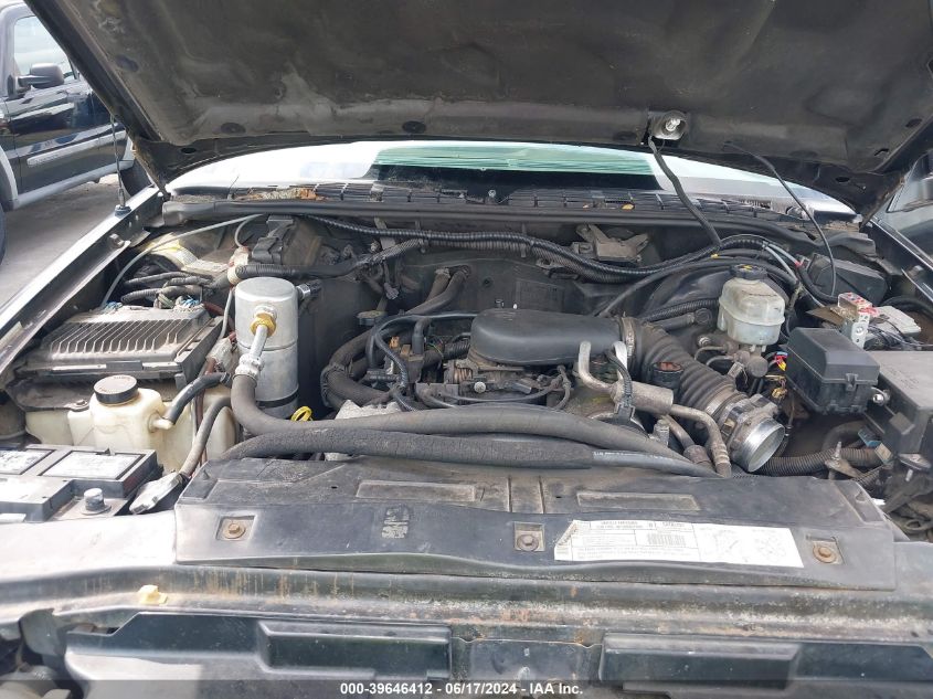 2000 Chevrolet Blazer Ls VIN: 1GNCT18W4YK159212 Lot: 39646412