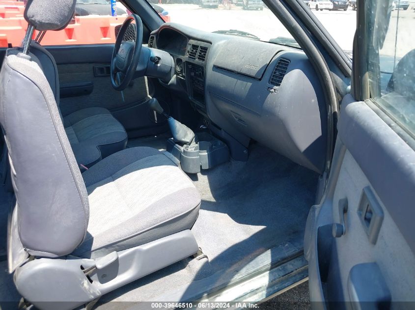 1998 Toyota Tacoma VIN: 4TAVL52N5WZ036737 Lot: 39646510