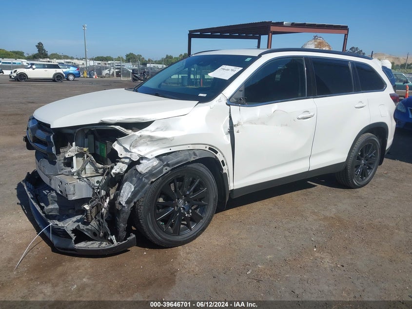 2019 TOYOTA HIGHLANDER VIN: 5TDJZRFH2KS608677