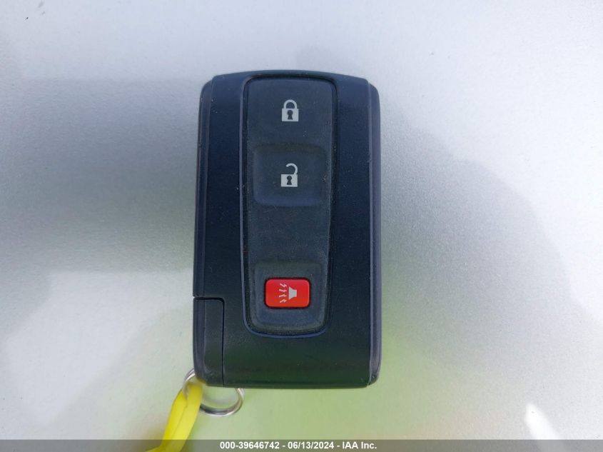 2004 Toyota Prius VIN: JTDKB20U240011041 Lot: 39646742