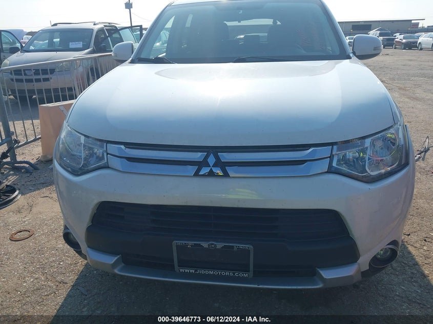 2015 Mitsubishi Outlander Se VIN: JA4AD3A3XFZ004980 Lot: 39646773