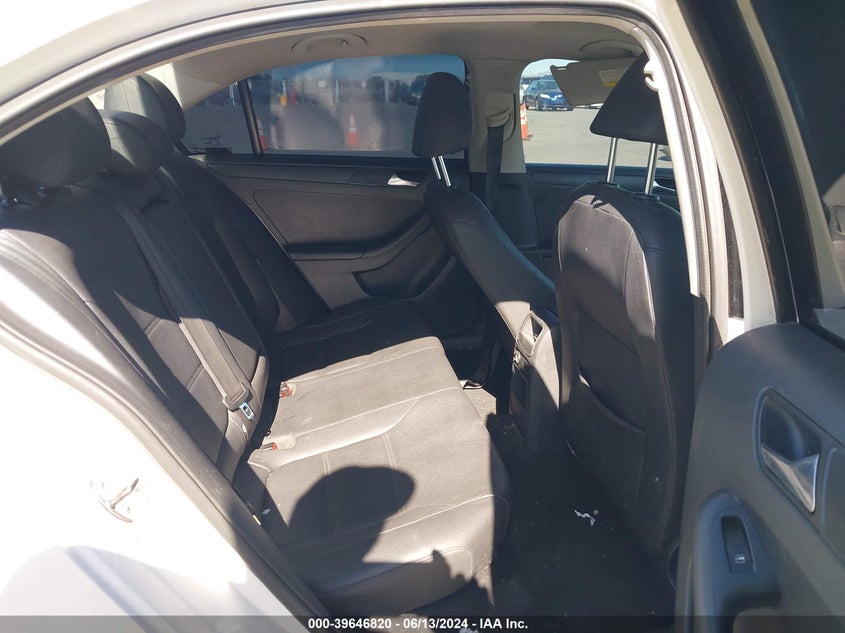 2011 Volkswagen Jetta 2.5L Se VIN: 3VWDZ7AJ4BM384580 Lot: 39646820