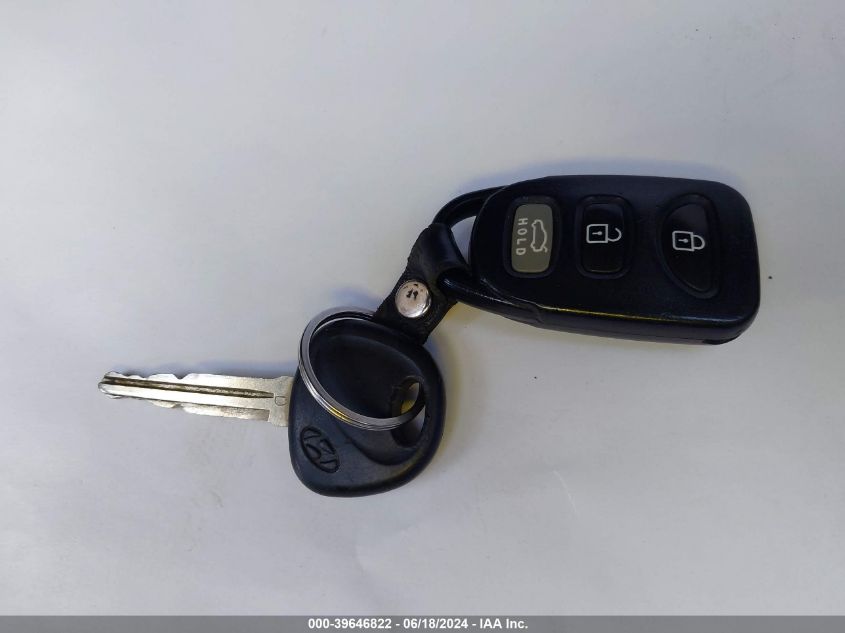 KMHDU4AD0AU064883 2010 Hyundai Elantra Gls