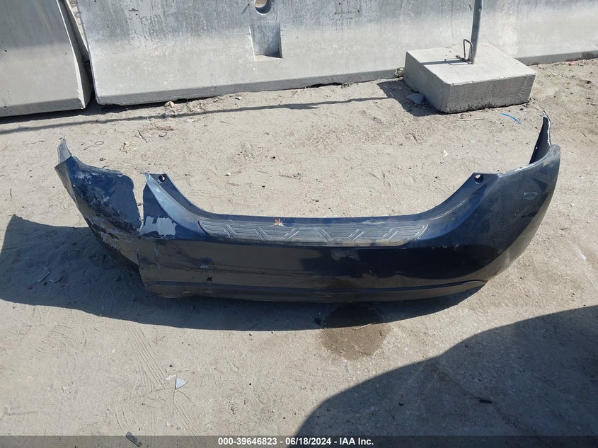 2015 Toyota Corolla S Plus VIN: 5YFBURHE2FP300381 Lot: 39646823