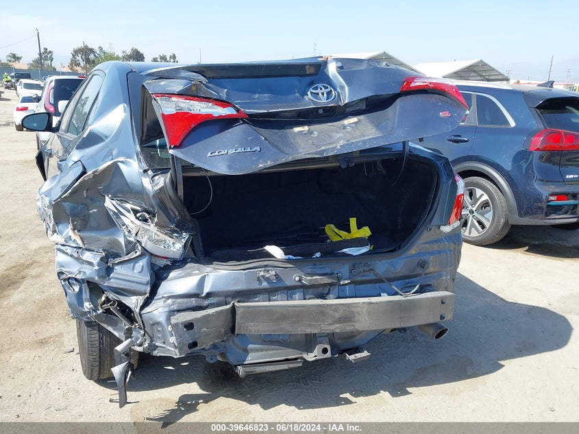 2015 Toyota Corolla S Plus VIN: 5YFBURHE2FP300381 Lot: 39646823