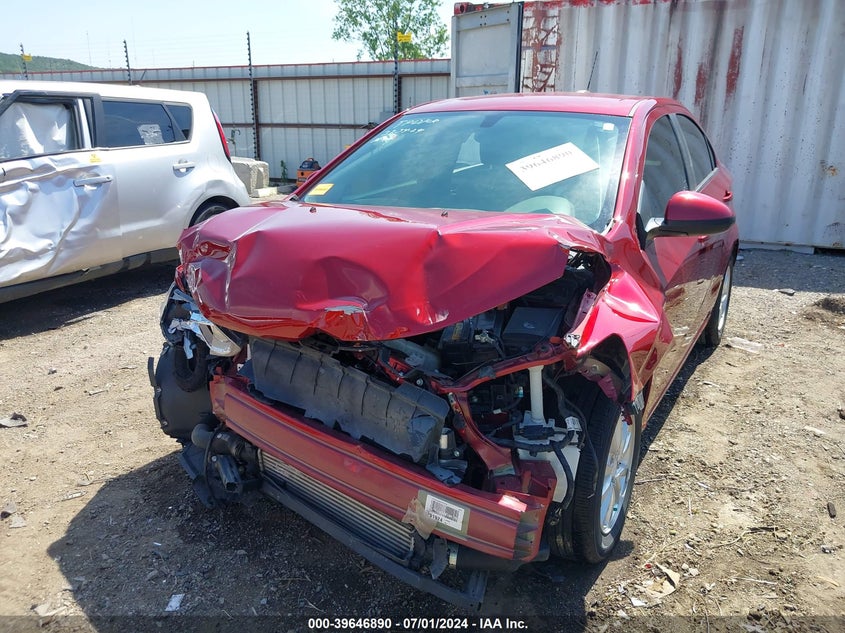 2019 CHEVROLET SONIC LT AUTO - 1G1JD5SB4K4111790