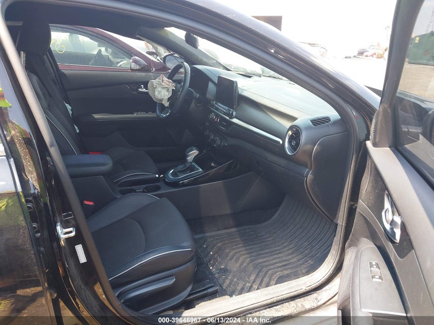 2021 KIA FORTE GT LINE VIN: 3KPF34AD9ME319646