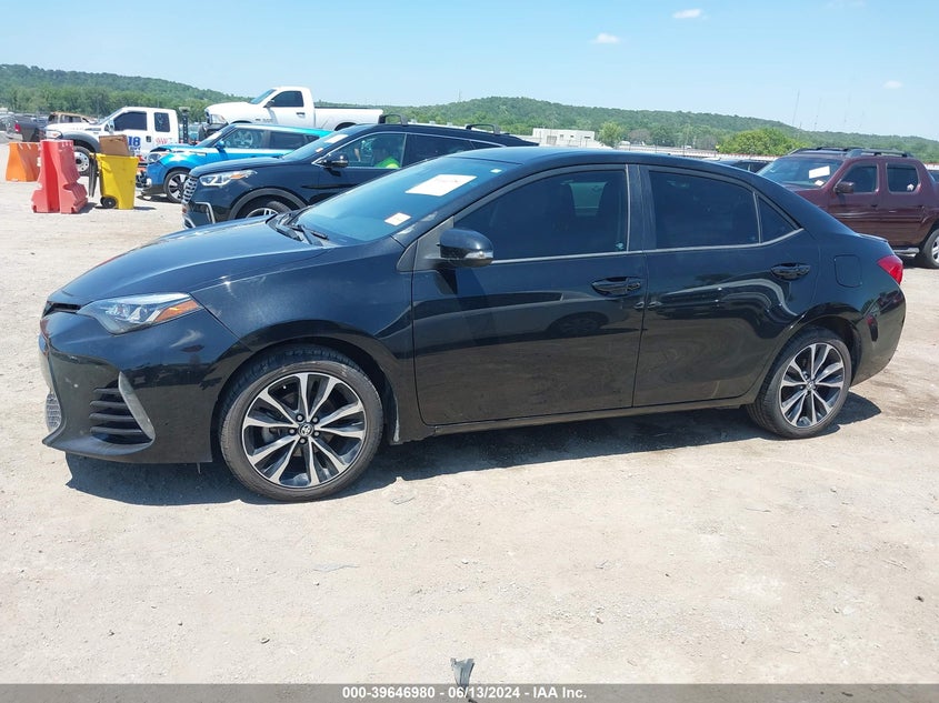 2017 Toyota Corolla Se VIN: 5YFBURHE3HP668782 Lot: 39646980