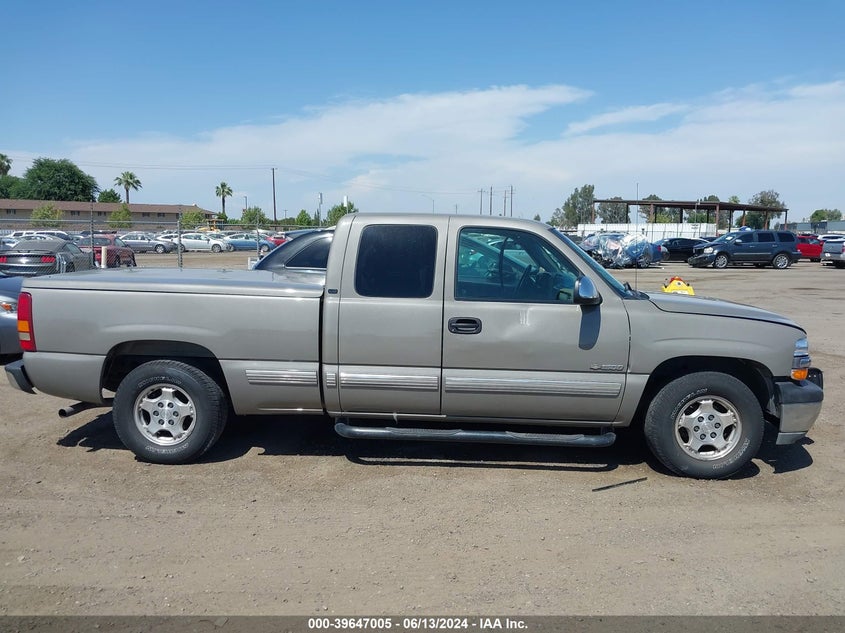 1999 Chevrolet Silverado 1500 Ls VIN: 2GCEC19T3X1143474 Lot: 39647005