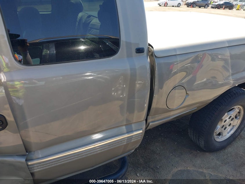 1999 Chevrolet Silverado 1500 Ls VIN: 2GCEC19T3X1143474 Lot: 39647005