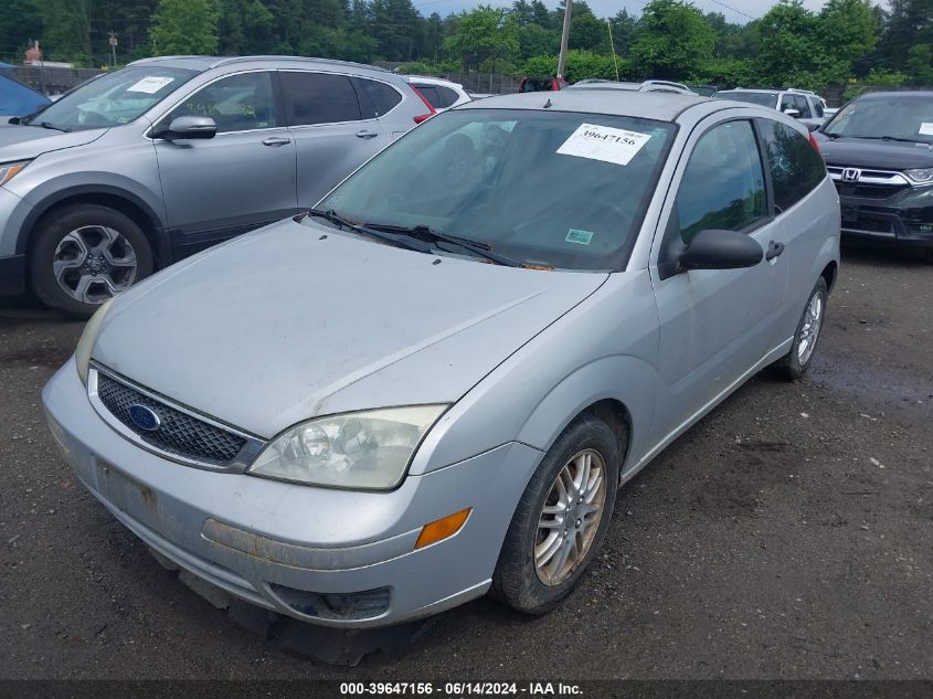 2005 Ford Focus Zx3 VIN: 3FAHP31N35R158954 Lot: 39647156