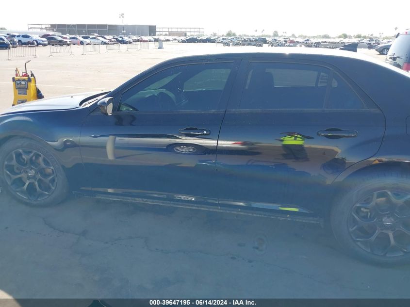 2019 Chrysler 300 300S Awd VIN: 2C3CCAGG1KH648463 Lot: 39647195