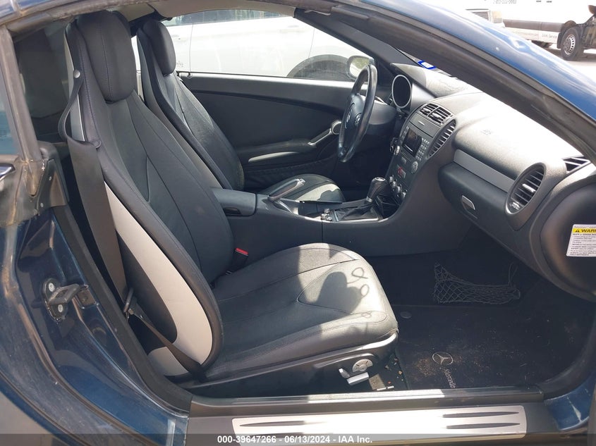 2006 Mercedes-Benz Slk 280 VIN: WDBWK54F66F127999 Lot: 39647266