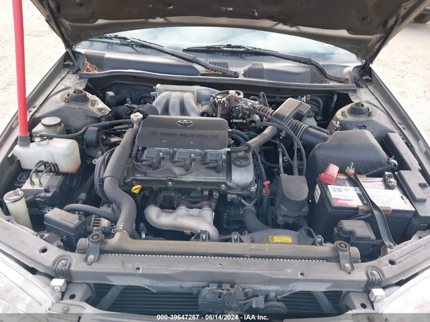 2000 Toyota Camry Le V6 VIN: JT2BF22K4Y0275943 Lot: 39647267