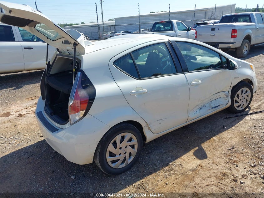 2015 Toyota Prius C Two VIN: JTDKDTB35F1100510 Lot: 39647321