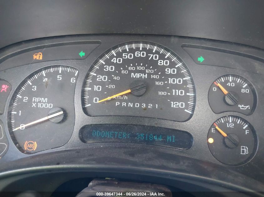 2003 Chevrolet Tahoe Lt VIN: 1GNEC13Z63R151249 Lot: 39647344