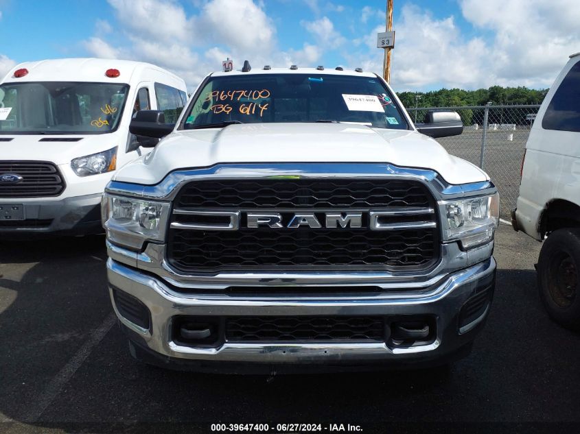 2019 Ram 3500 Tradesman 4X4 8' Box VIN: 3C63RRGL2KG543122 Lot: 39647400