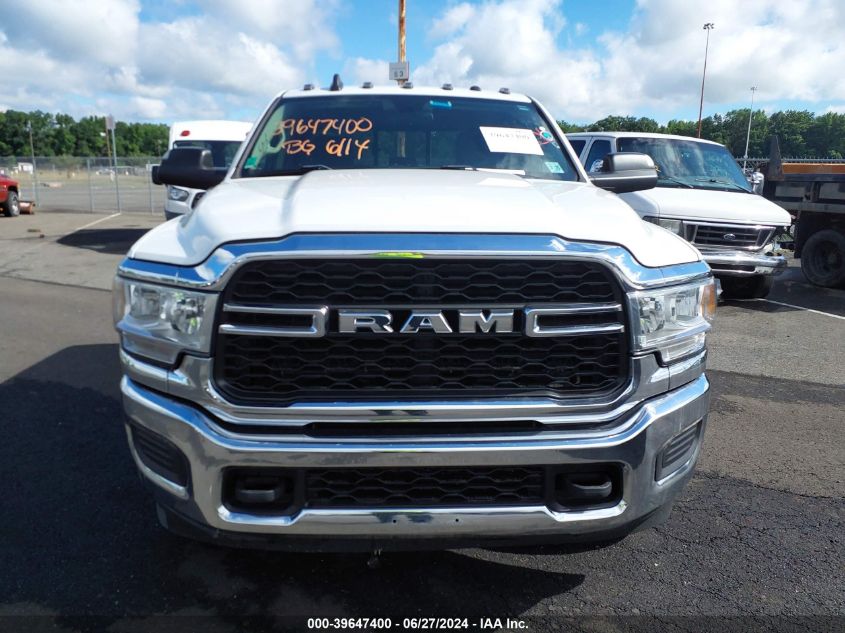 2019 Ram 3500 Tradesman 4X4 8' Box VIN: 3C63RRGL2KG543122 Lot: 39647400