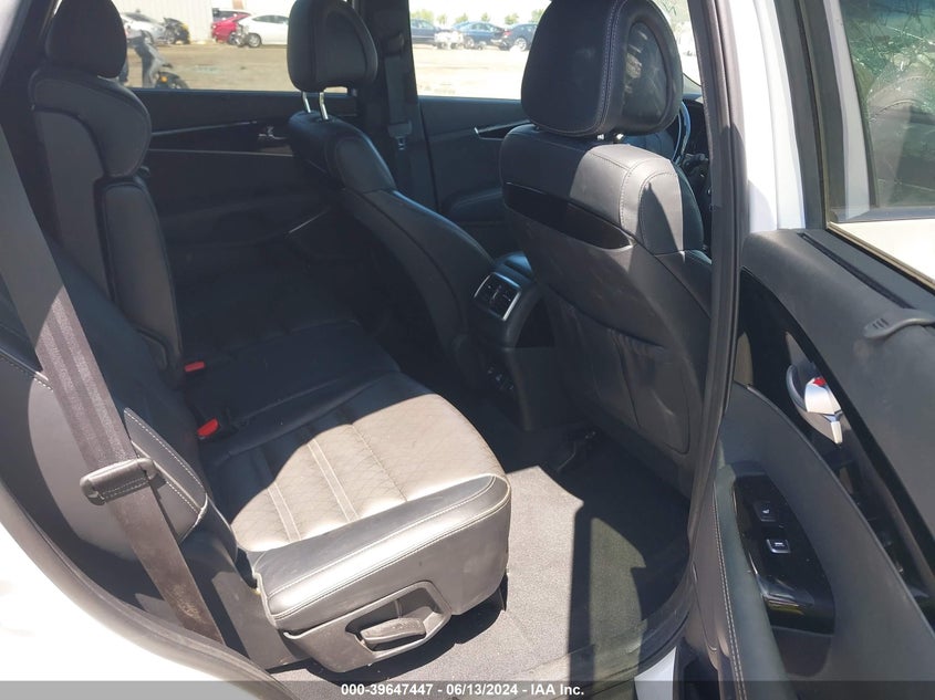 2016 Kia Sorento 3.3L Sxl VIN: 5XYPKDA52GG090797 Lot: 39647447