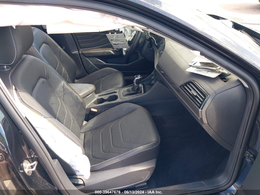 2023 VOLKSWAGEN JETTA VIN: 3VWGM7BU8PM016754