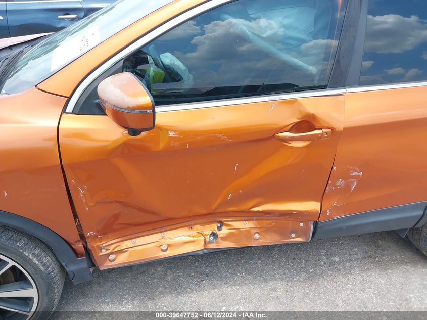 2017 Nissan Rogue Sport Sl VIN: JN1BJ1CR1HW132167 Lot: 39647752