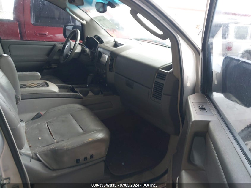 2004 Nissan Armada VIN: 5N1AA08A84N733528 Lot: 39647835