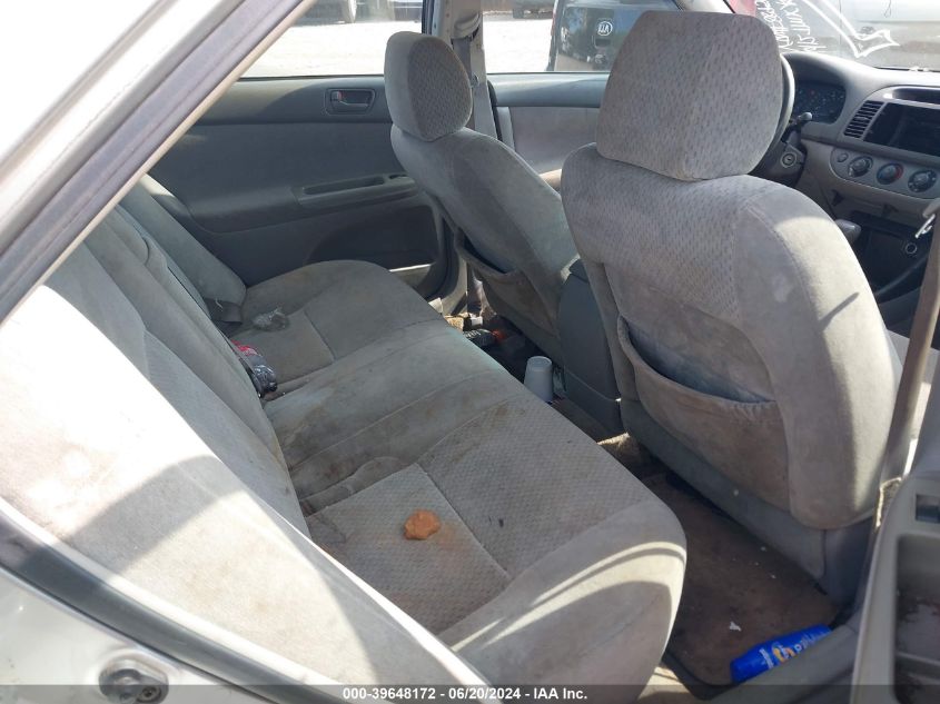 2004 Toyota Camry Le VIN: 4T1BE32K04U889550 Lot: 39648172