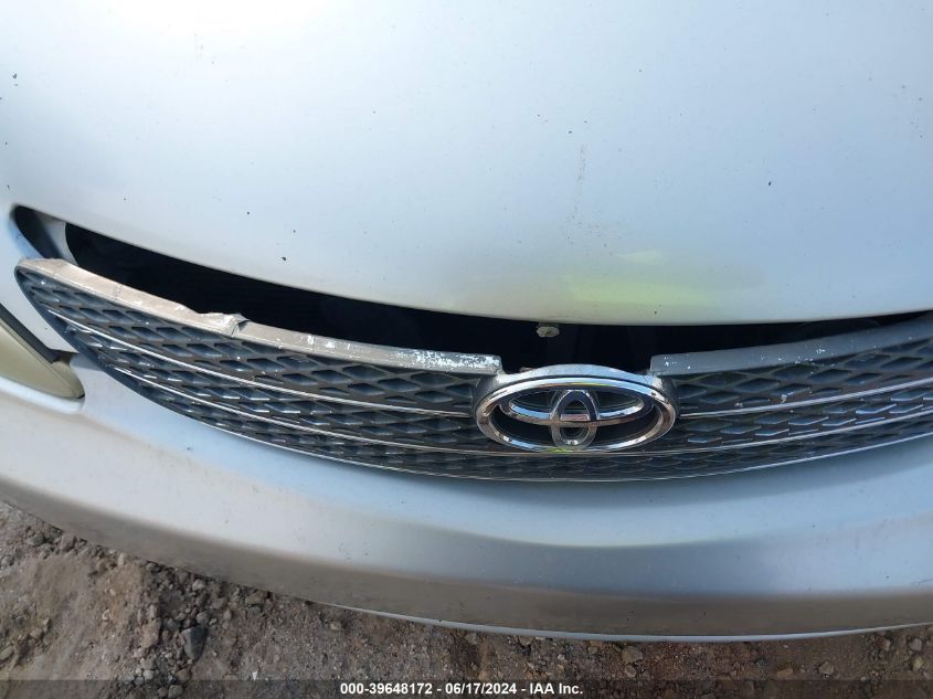 2004 Toyota Camry Le VIN: 4T1BE32K04U889550 Lot: 39648172