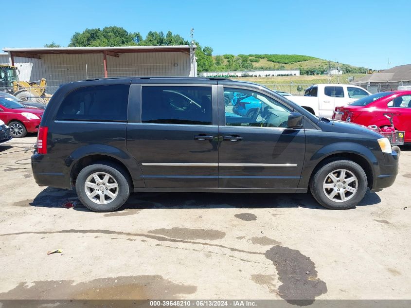 2010 Chrysler Town & Country Touring VIN: 2A4RR5D14AR451351 Lot: 39648210