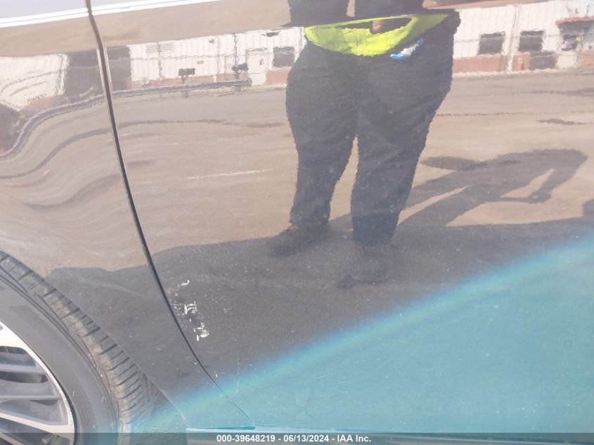 2019 Toyota Camry Se VIN: 4T1B11HK6KU210692 Lot: 39648219