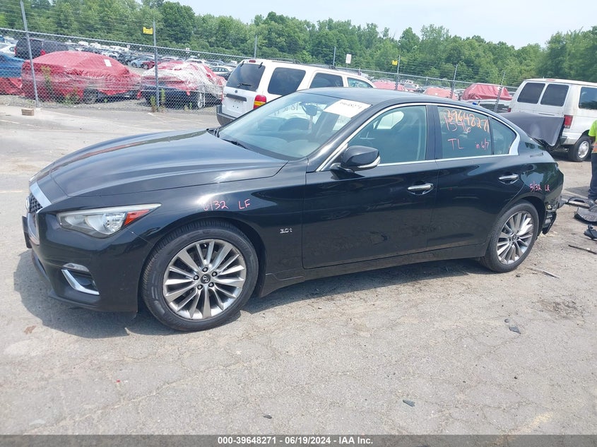 2018 INFINITI Q50 3.0T LUXE - JN1EV7AR9JM437120