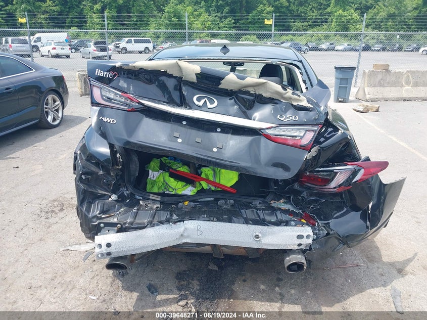 2018 INFINITI Q50 3.0T LUXE - JN1EV7AR9JM437120