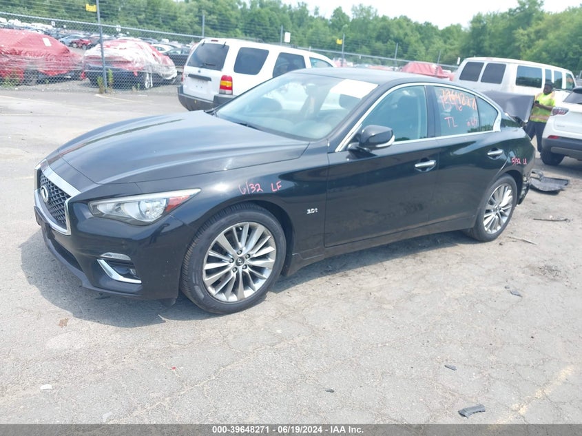 2018 INFINITI Q50 3.0T LUXE - JN1EV7AR9JM437120