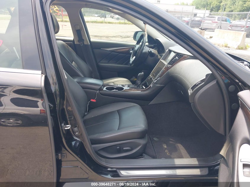 2018 INFINITI Q50 3.0T LUXE - JN1EV7AR9JM437120