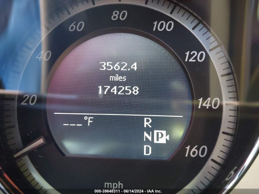 2011 Mercedes-Benz E 350 VIN: WDDHF5GB3BA416990 Lot: 39648311