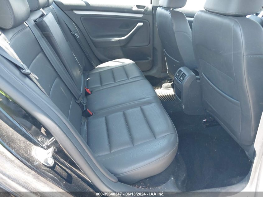 2008 Volkswagen Jetta Se/Sel VIN: 3VWRM71K88M155003 Lot: 39648347