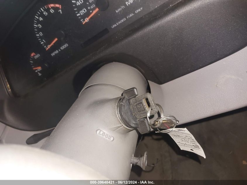 1996 Chevrolet Caprice / Impala Classic Ss VIN: 1G1BL52P9TR146574 Lot: 39648421