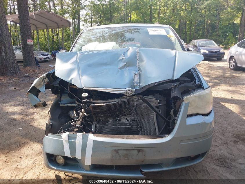 2010 Chrysler Town & Country Touring VIN: 2A4RR5DXXAR441413 Lot: 39648432