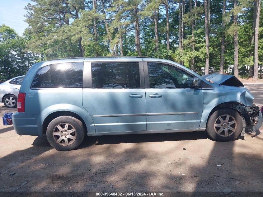 2010 Chrysler Town & Country Touring VIN: 2A4RR5DXXAR441413 Lot: 39648432