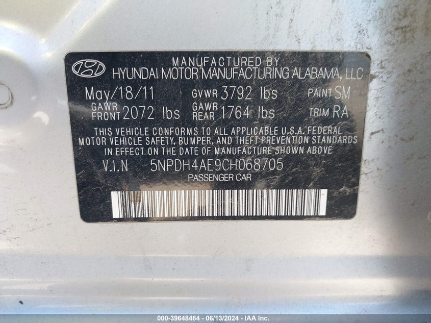 2012 HYUNDAI ELANTRA VIN: 5NPDH4AE9CH068705