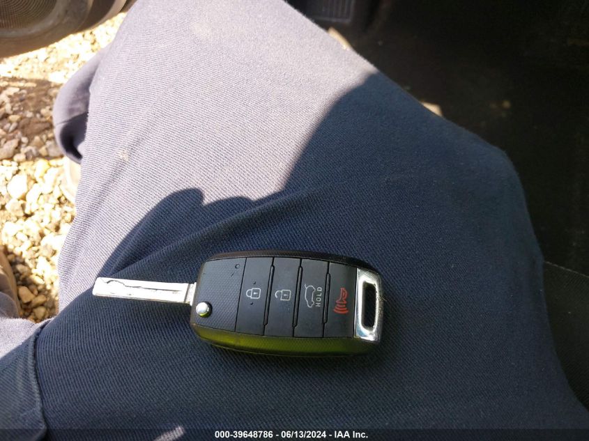 2017 Kia Soul + VIN: KNDJP3A51H7417528 Lot: 39648786