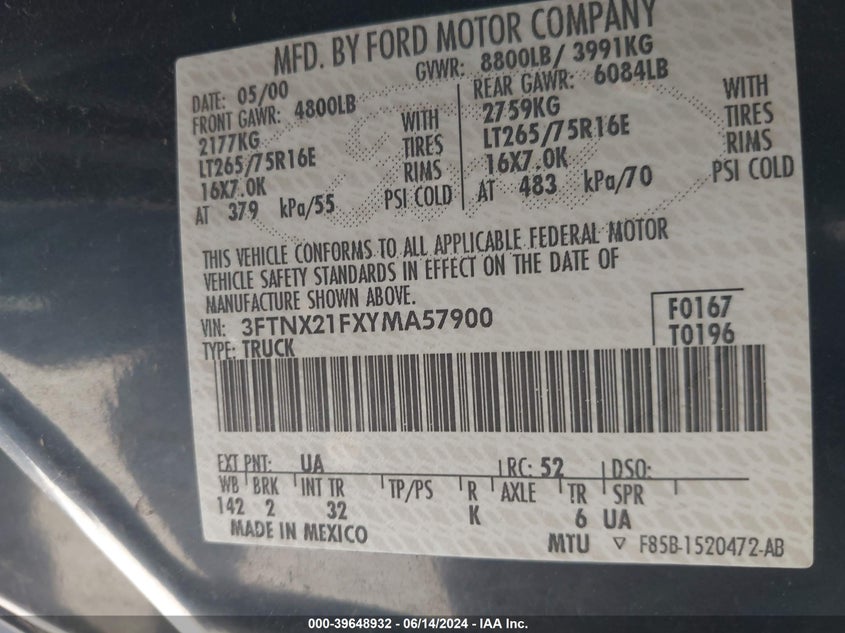 2000 Ford F-250 Lariat/Xl/Xlt VIN: 3FTNX21FXYMA57900 Lot: 39648932