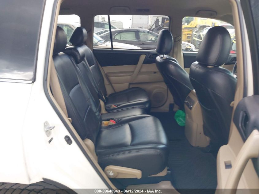 2011 Toyota Highlander Base V6 VIN: 5TDBK3EH5BS086795 Lot: 39648943